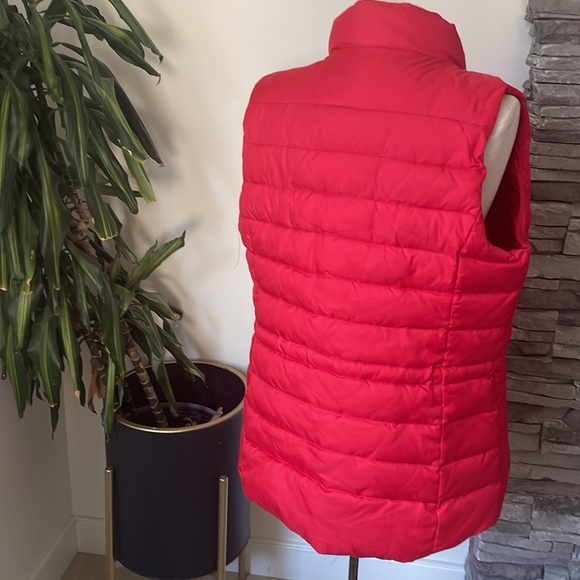 Tommy Hilfiger vest - Picture 5 of 5